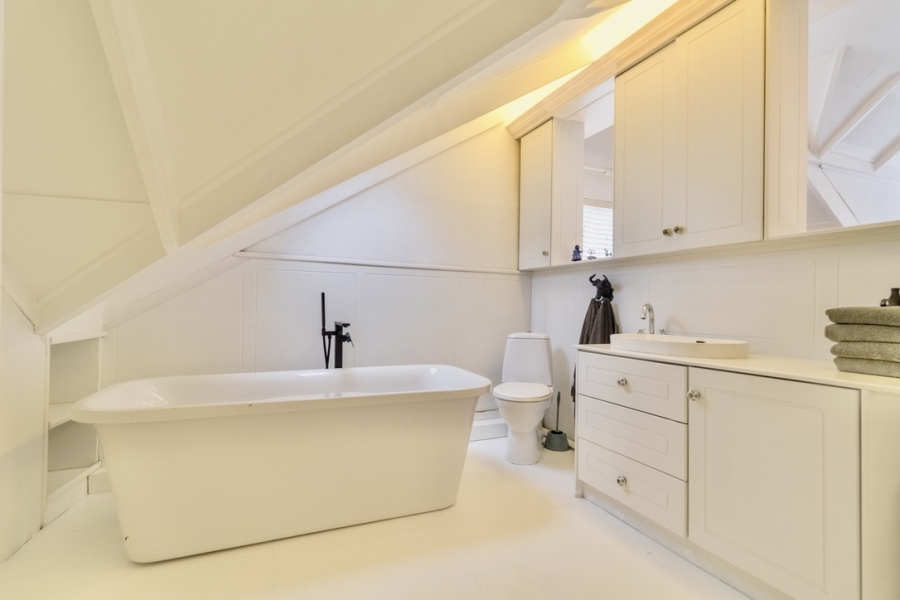 5 Bedroom Property for Sale in Grotto Bay Western Cape